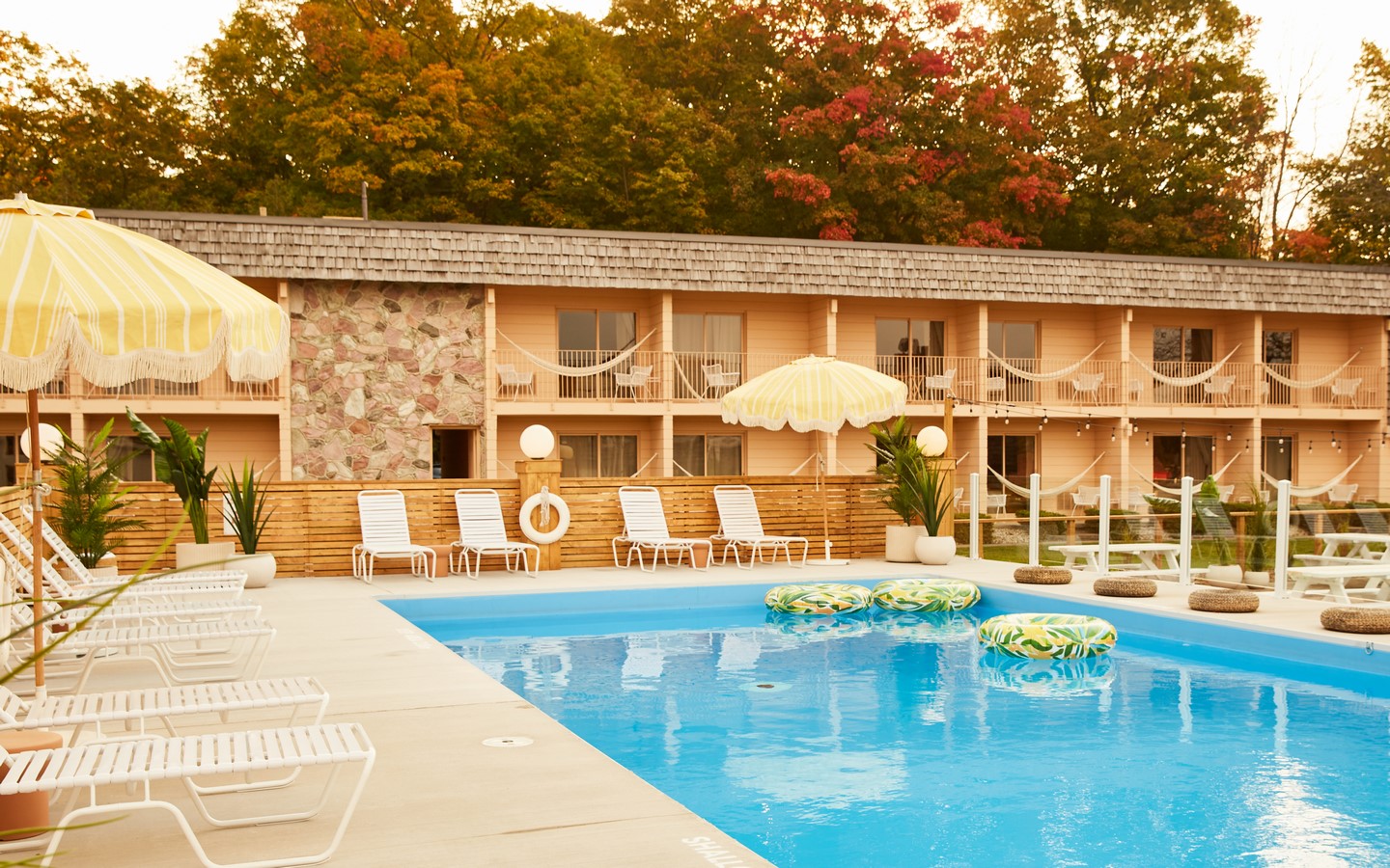 An architectural review of Motel Makeover - Sheet4