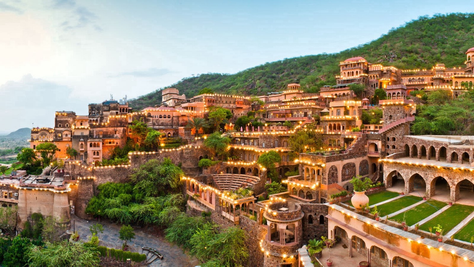The role of Adaptive re-use in the cultural preservation of a city - Sheet1