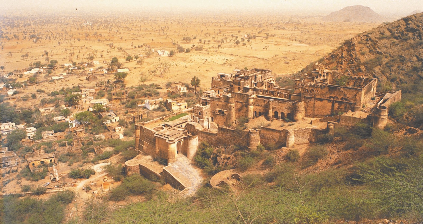 The role of Adaptive re-use in the cultural preservation of a city - Sheet2