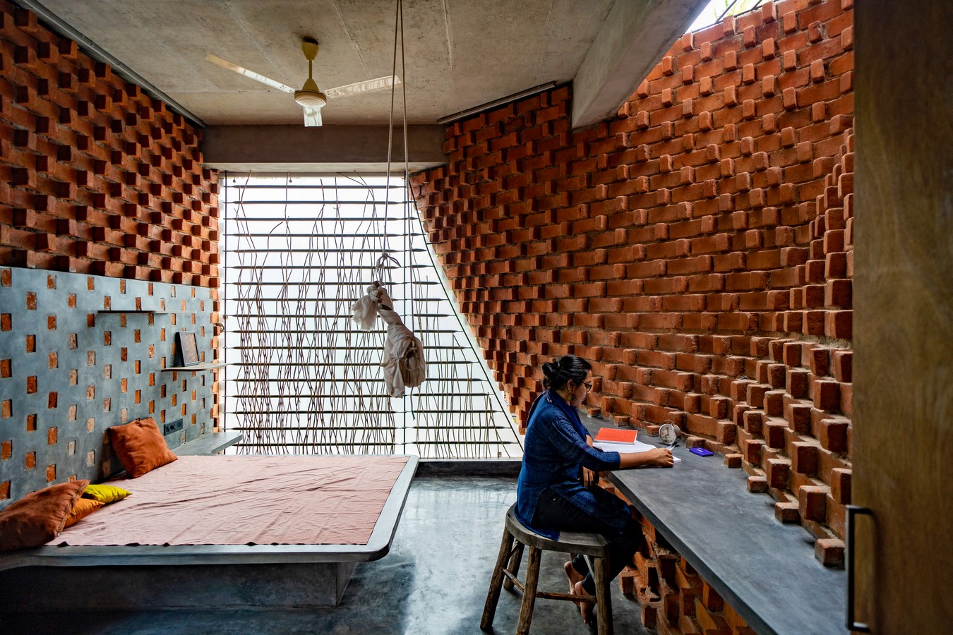 Pirouette House By Wallmakers - Sheet7