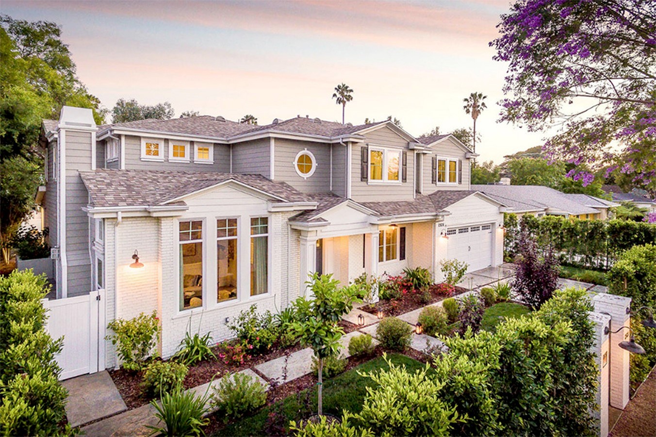 An inside look at all the houses owned by Ashley Tisdale - Sheet3