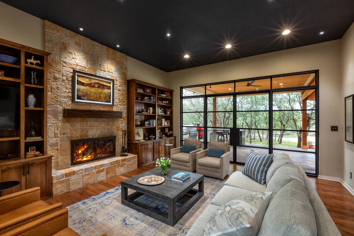 Residential_©https://images.squarespace-cdn.com/content/v1/5e1cb6b87469ae5acea0043e/1586385311009-F5ULLRS0V09CA8YMMJKD/3000px+Logan+Paxton+Park+Canyon+36.jpg?format=1500w