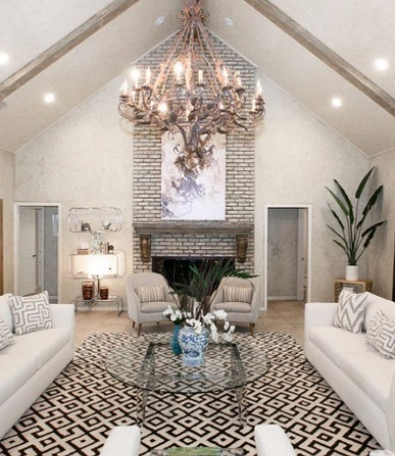 Interior design_©www.sharphousestaging.com/portfolio/