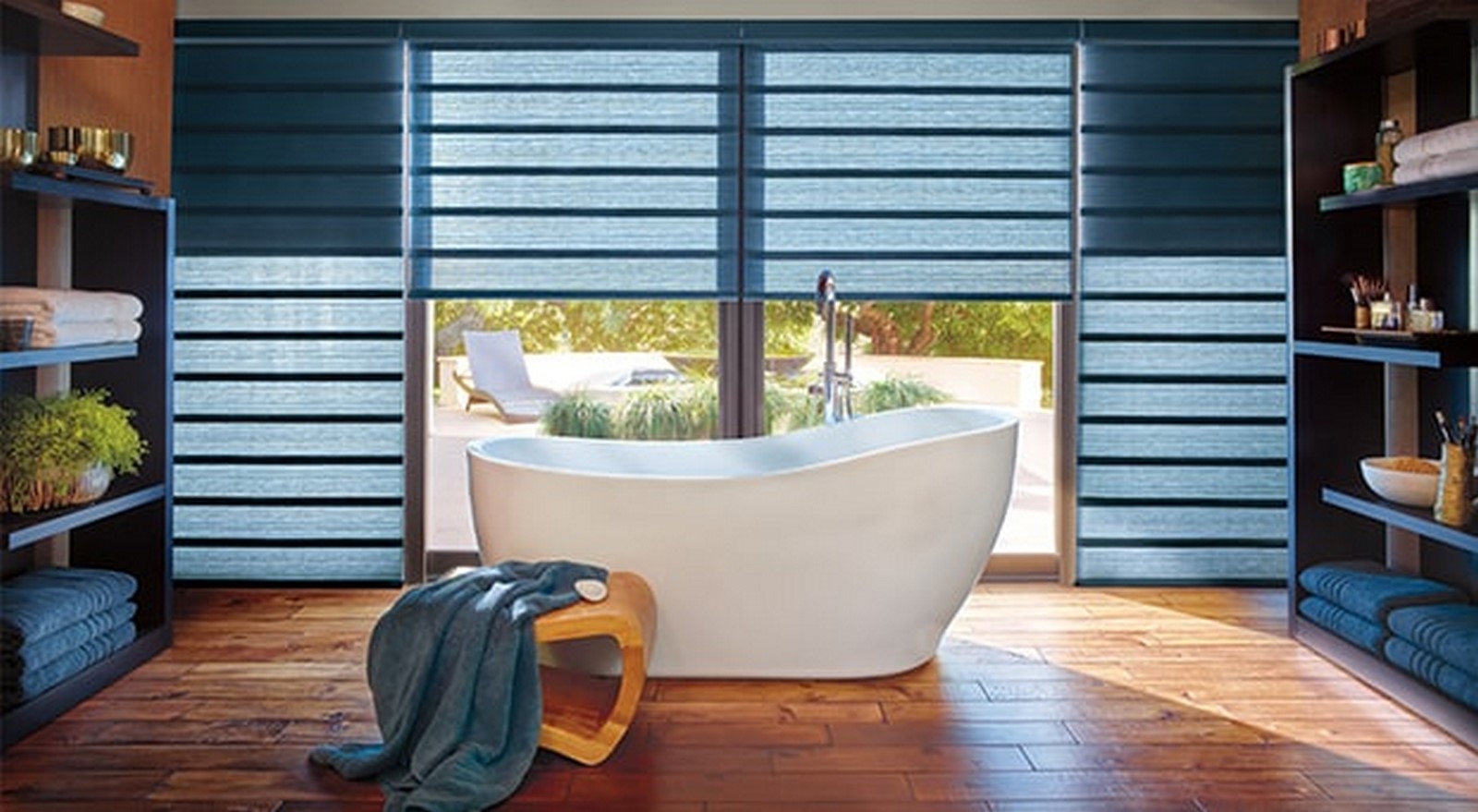 Shades_©https://www.randydavidsondesigns.com/hunter-douglas/roman-shades