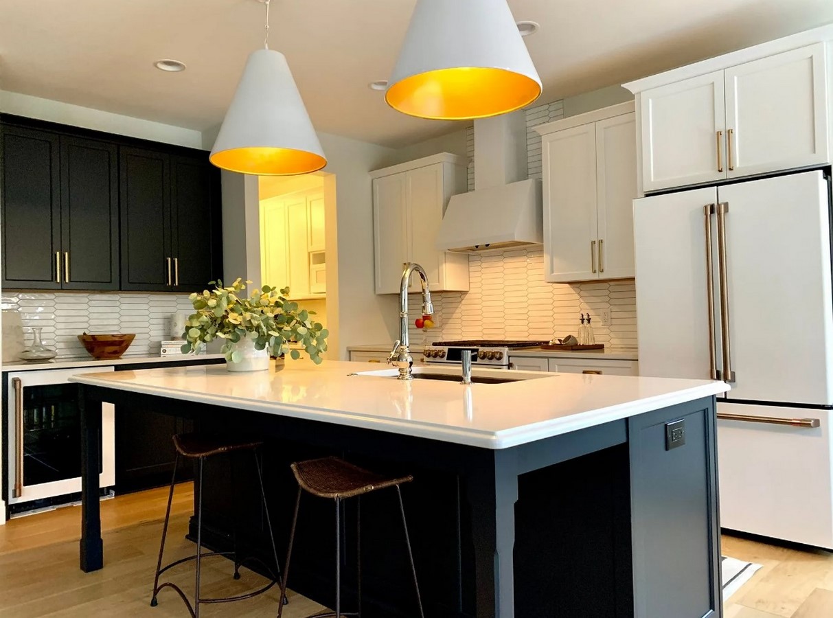 Kitchen_©https://le-cdn.hibuwebsites.com/4cbd0cfa85d149788a6eeb0dc52f0b43/dms3rep/multi/opt/Gallery13-1920w.jpg?w=999