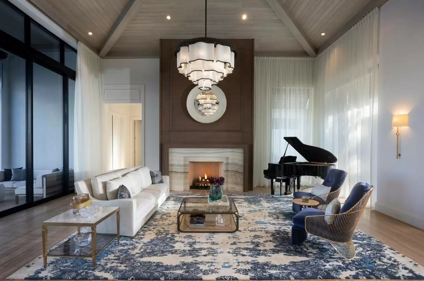 DKOR Interiors_©https://www.dkorinteriors.com/portfolio-item/a-fort-lauderdale-traditional-home/