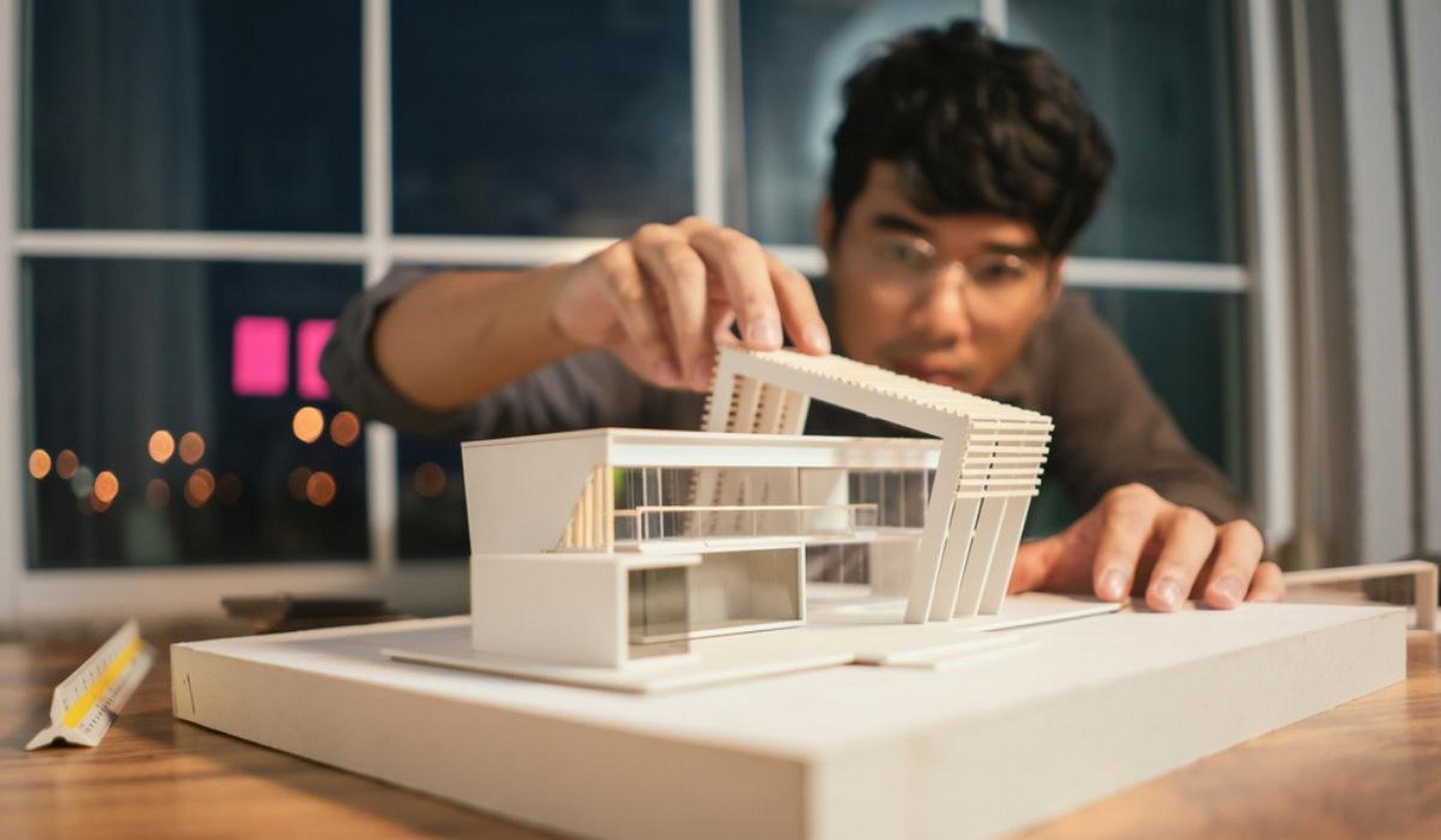 How to Hire a Freelance Architect - Sheet4