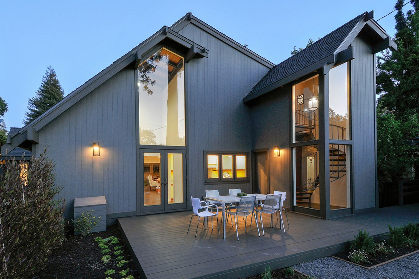 House _©http://www.stagedcoop.com/our-work.html