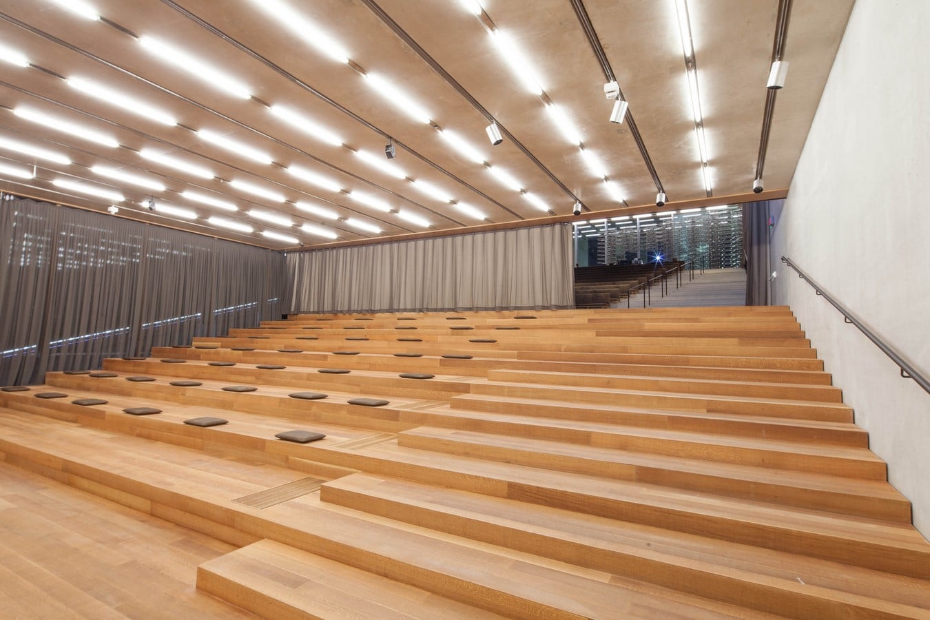 Perez Art Museum Miami by Herzog & de Meuron: A New kind of Vernacular - Sheet4