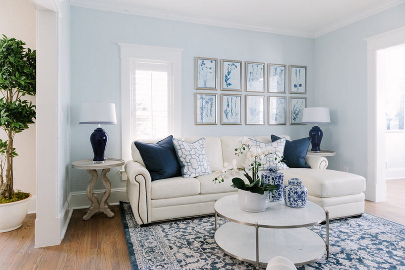 Living room_©https://images.squarespace-cdn.com/content/v1/54c7bdc7e4b0cfb70d39d337/1567561049501-QMUBOYBAMTYT57Y6RCQE/INT_Hyer007.jpg?format=750w
