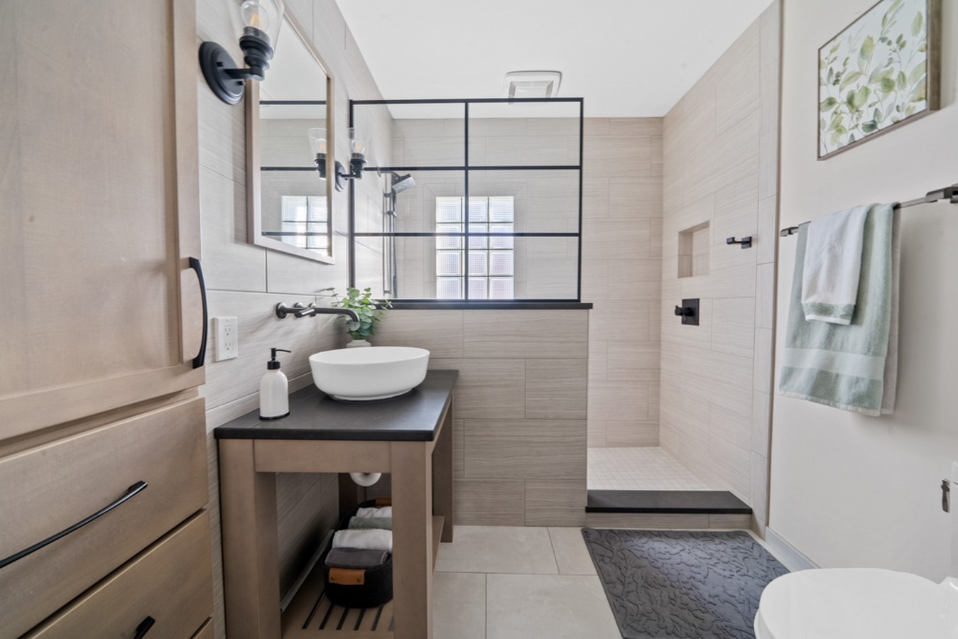 Interior Designers in Des Moines - Top 25 Interior Designers in Des Moines - Sheet1