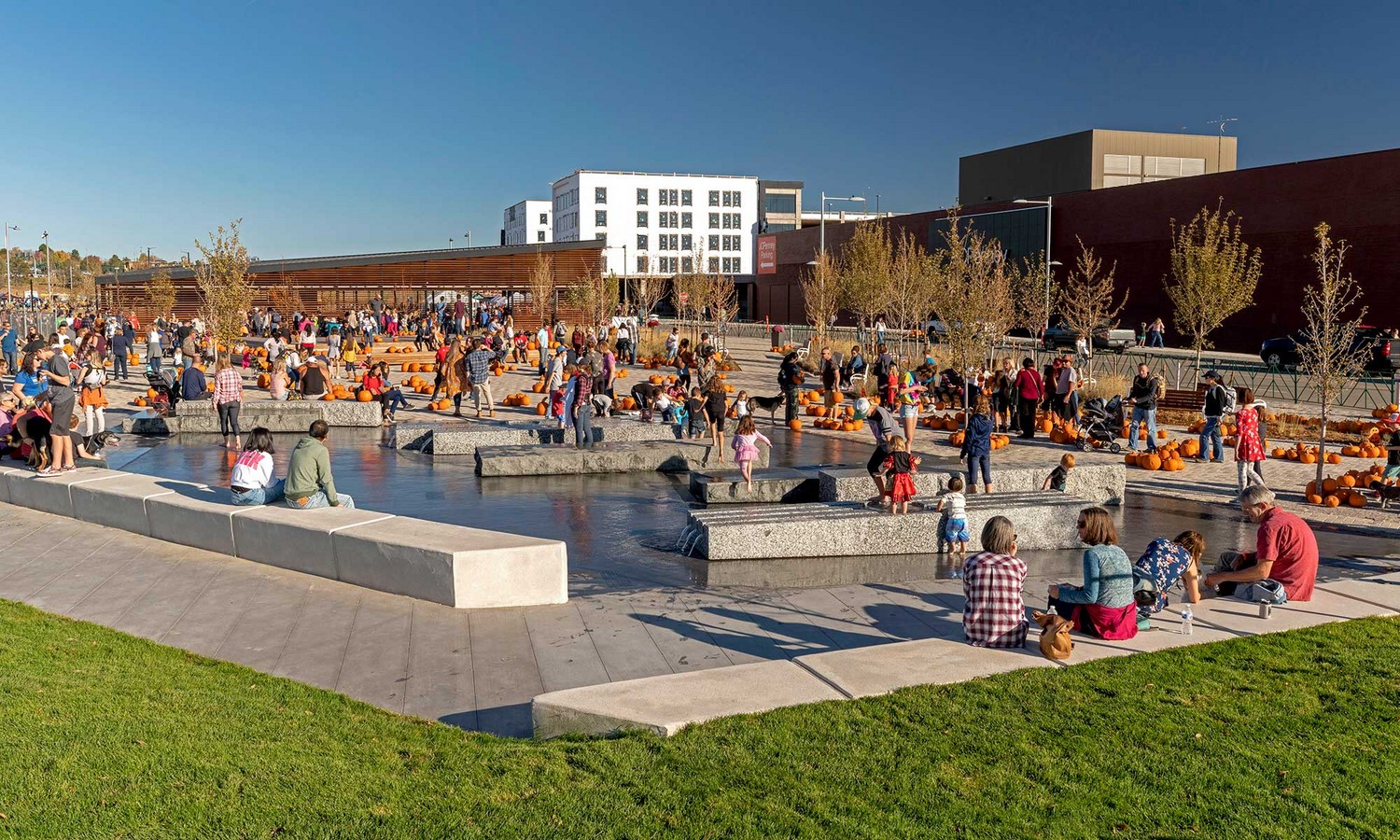 Wenk Associates Inc.- 15 Iconic Projects - Sheet34