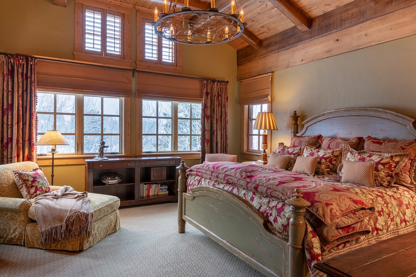 Bedroom_©https://www.jefflandrydesign.com/jld/cache/file/E2D616FB-9338-4739-8EE05EC594255F71.jpg?w=999