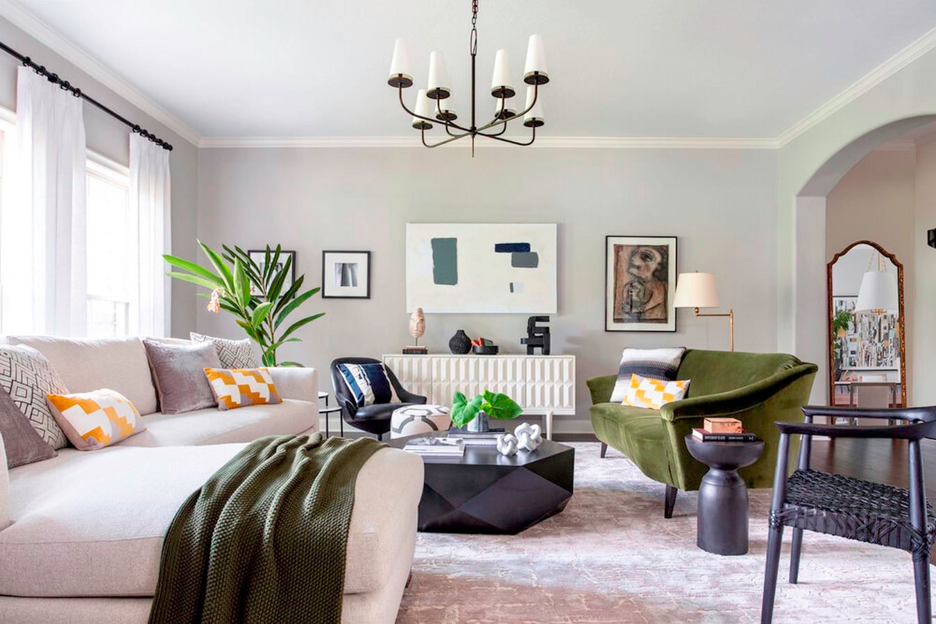 bedroom _©https://images.squarespace-cdn.com/content/v1/61151183588e2736020722db/1630418118087-CJI0NZAFYZJRRCWI4JYQ/Desel%2BLiving%2BRoom%2BFull.jpg?format=1000w