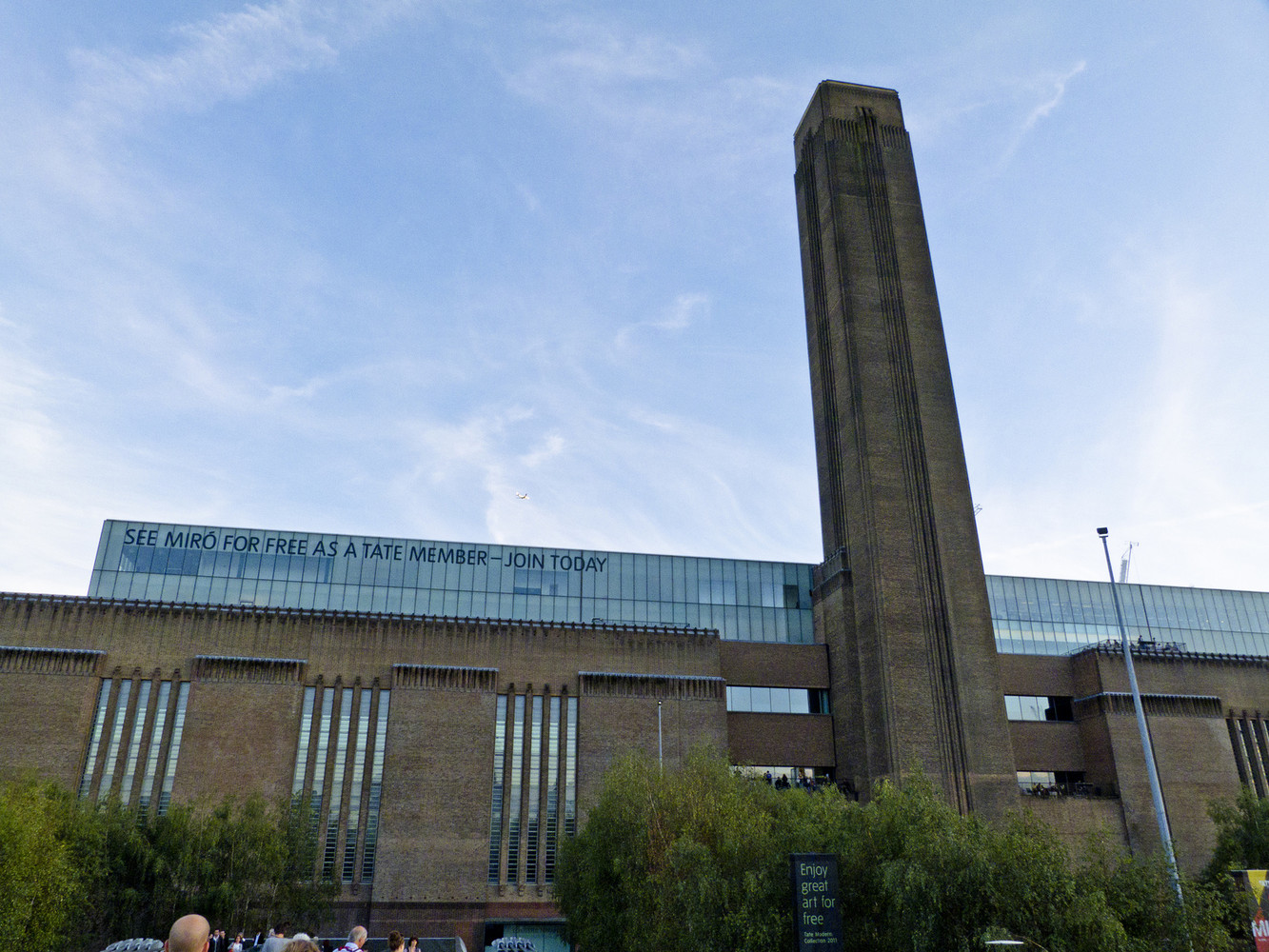 Tate Modern Switch House by Herzog & de Meuron: Art Changes, We Change - Sheet2