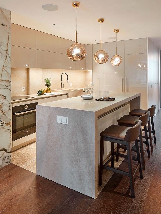 Kitchen_©https://molinsdesign.com/wp-content/uploads/2021/12/taburetes-cocina-isla.jpg?w=999