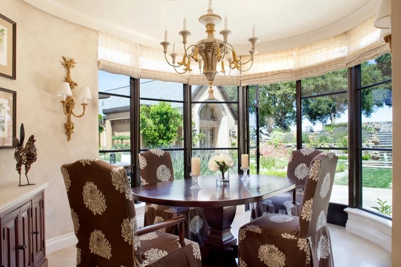 Old Hewlett Estate - Breakfast Room_©https://www.janeantonacci.com/old-hewlett-estate?pgid=jpago587-97ae225f-1675-409a-ad10-fb95d1b74a36