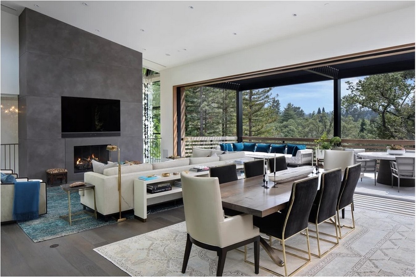 Atherton Contemporary_©https://www.kendallwilkinson.com/country-portfolio/atherton-contemporary?pgid=khcue3b6-258105_408237cb208e40e2bdc80d45a5215b15mv2
