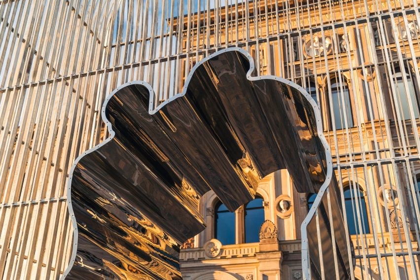 Ai Weiwei’s Arch Installation Opens in Central Stockholm - Sheet4