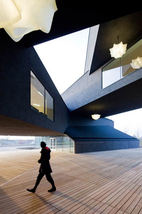 VitraHaus by Herzog & de Meuron: Archetypal House - Sheet3