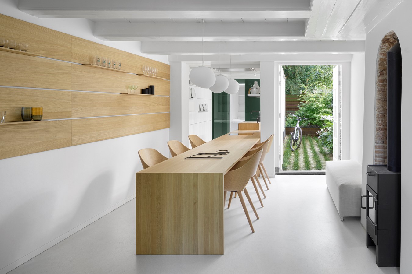 Neglected 17th Century Canal House converted Into A Bright Home With Colorful Interiors by i29 - Sheet4