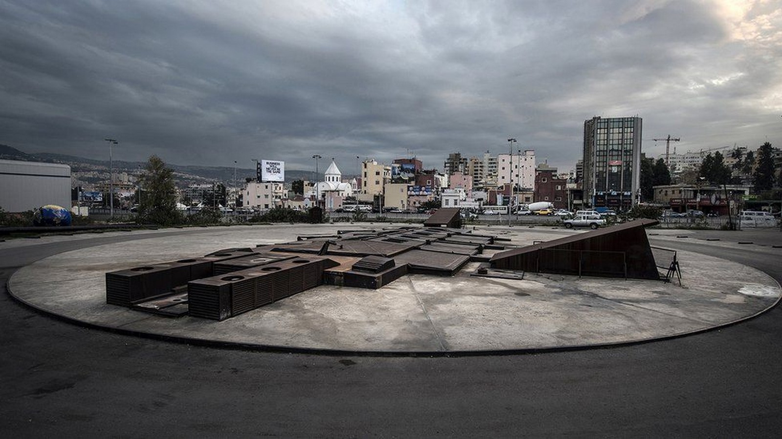 Beirut civil war - Architecture a casuality of Beirut's war - Sheet9