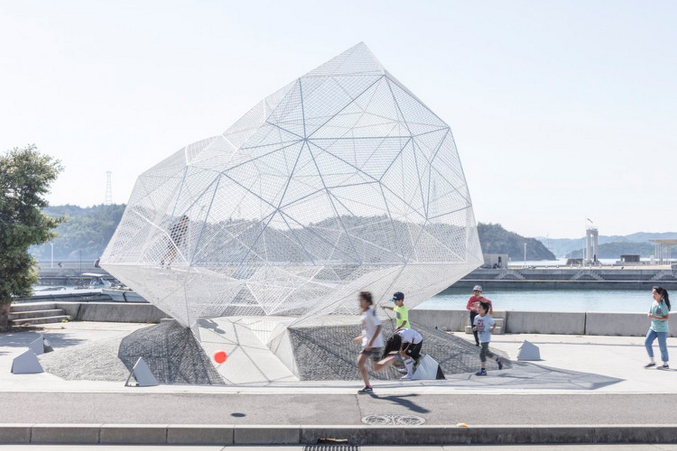 pavillion_©lorian ghinitouoiu