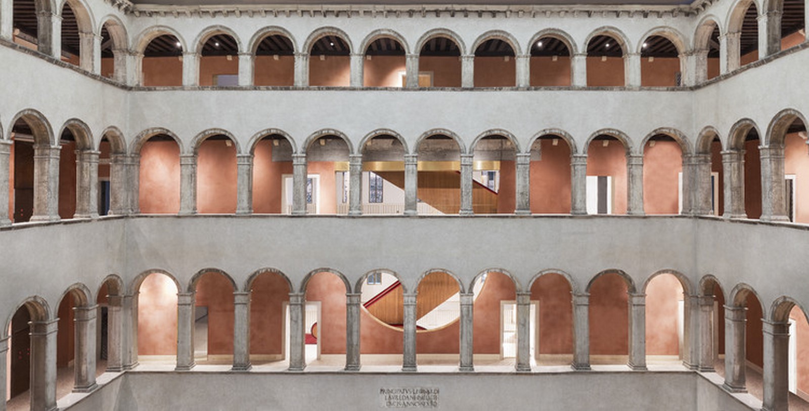 Timeline of restoration: Fondaco dei Tedeschi, OMA