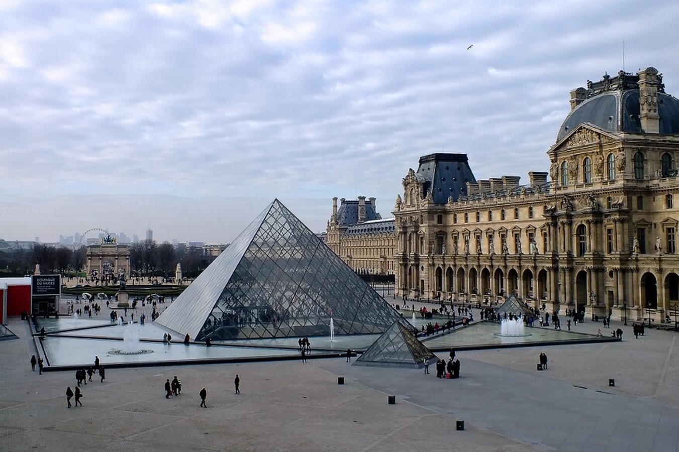 10 Top Architects from around the world - Sheet9