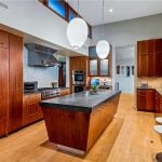 An inside look at the houses owned by Zac Efron - Sheet6