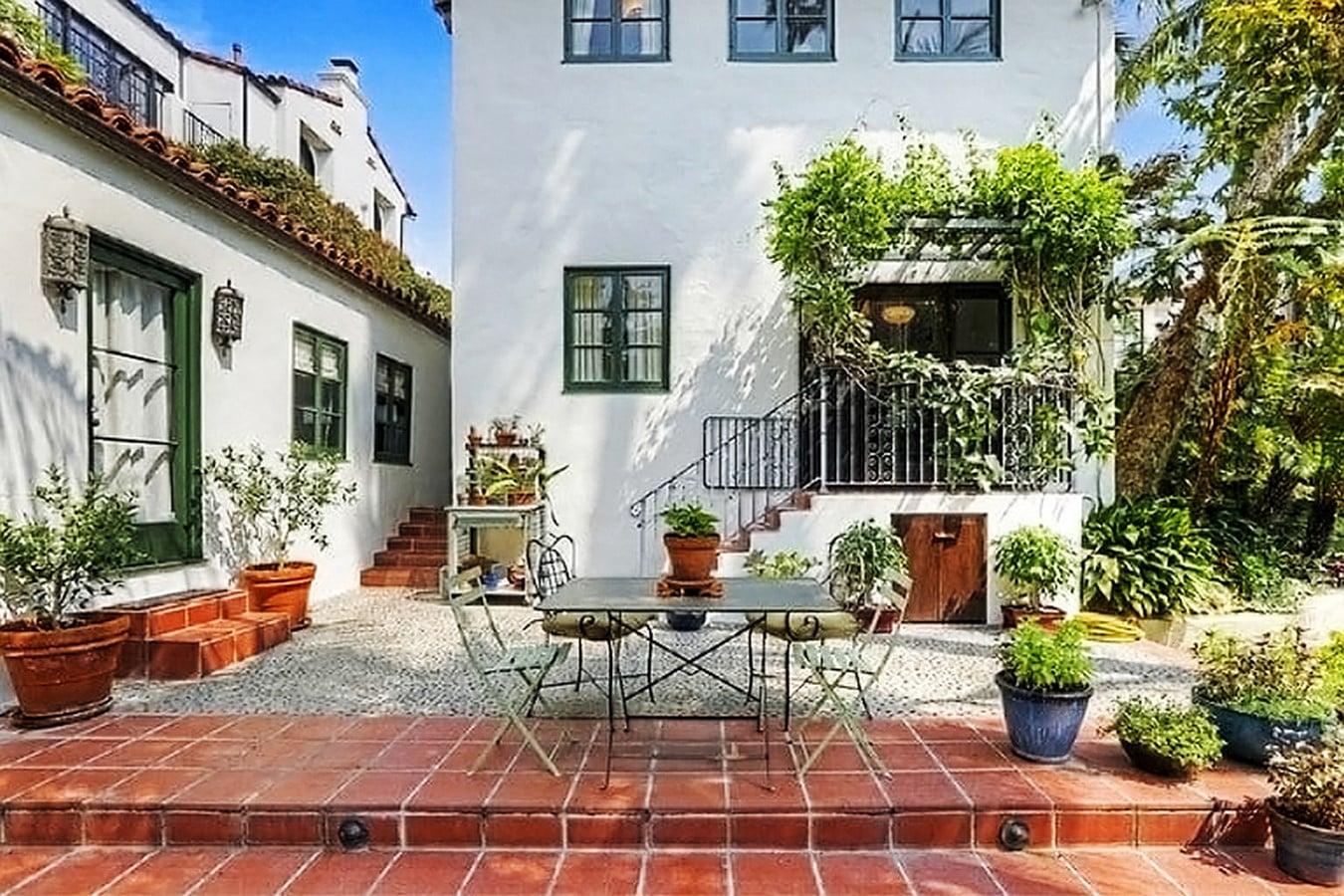 An inside look at all the houses owned by Kristen Stewart - SHeet1