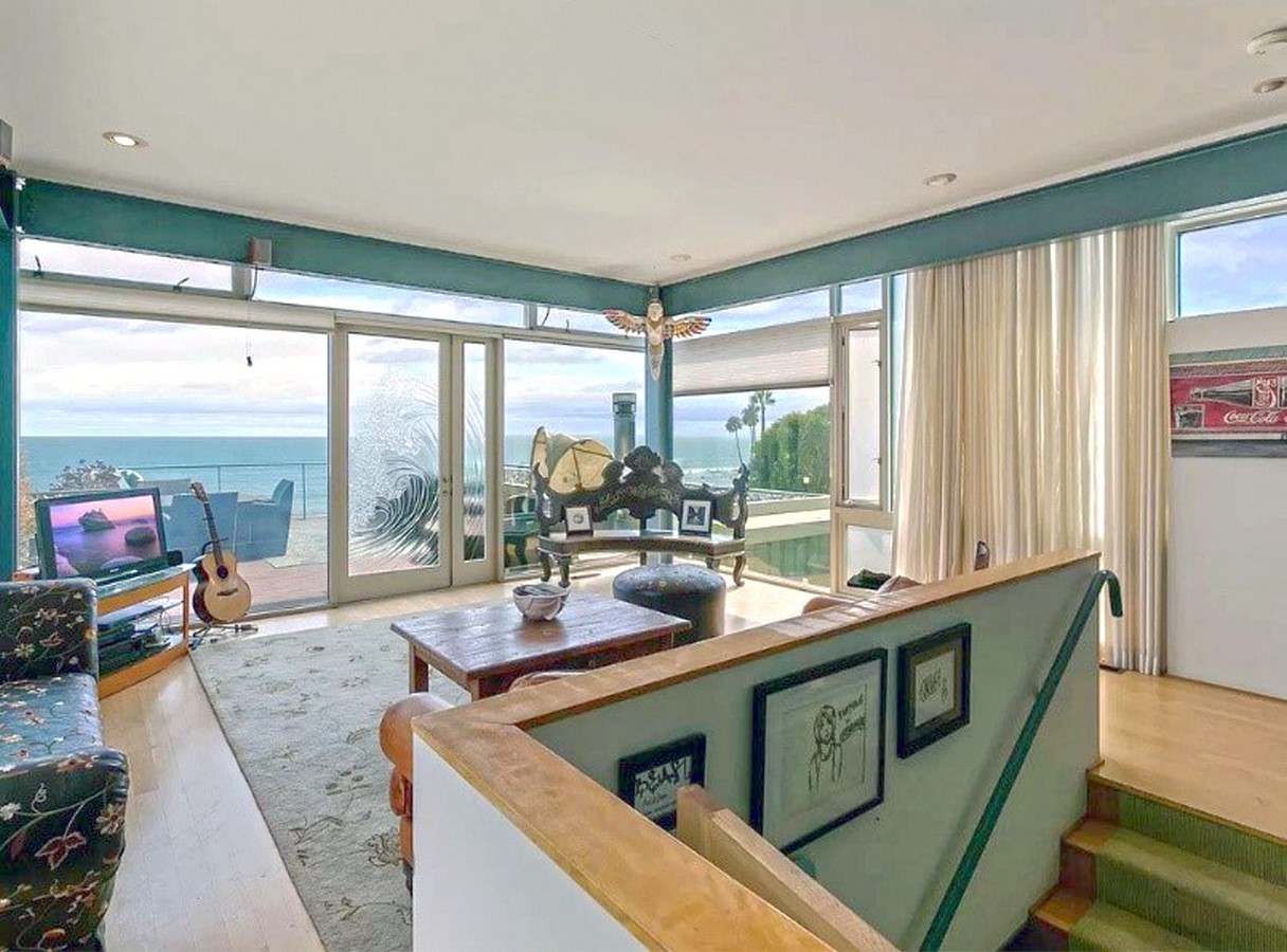 An inside look at all the houses owned by Kristen Stewart - SHeet7