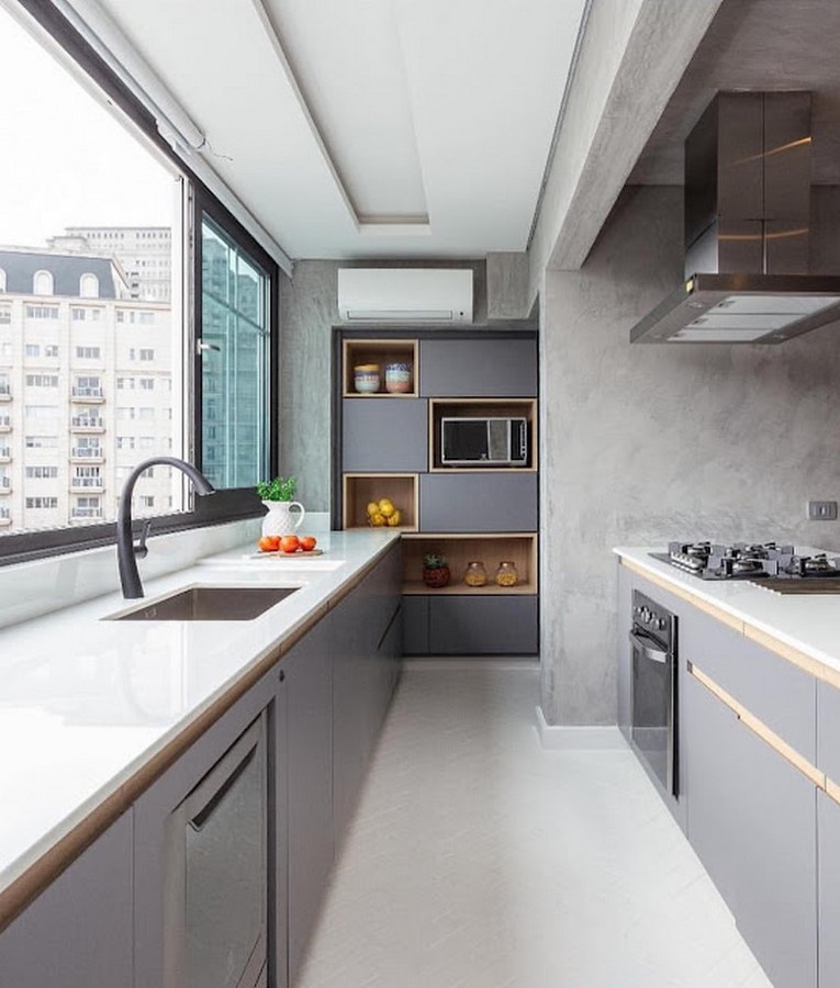 Kitchen_©https://www.urbanlivinginterior.in/2021/07/parallel-kitchen-gallery-kitchen.html