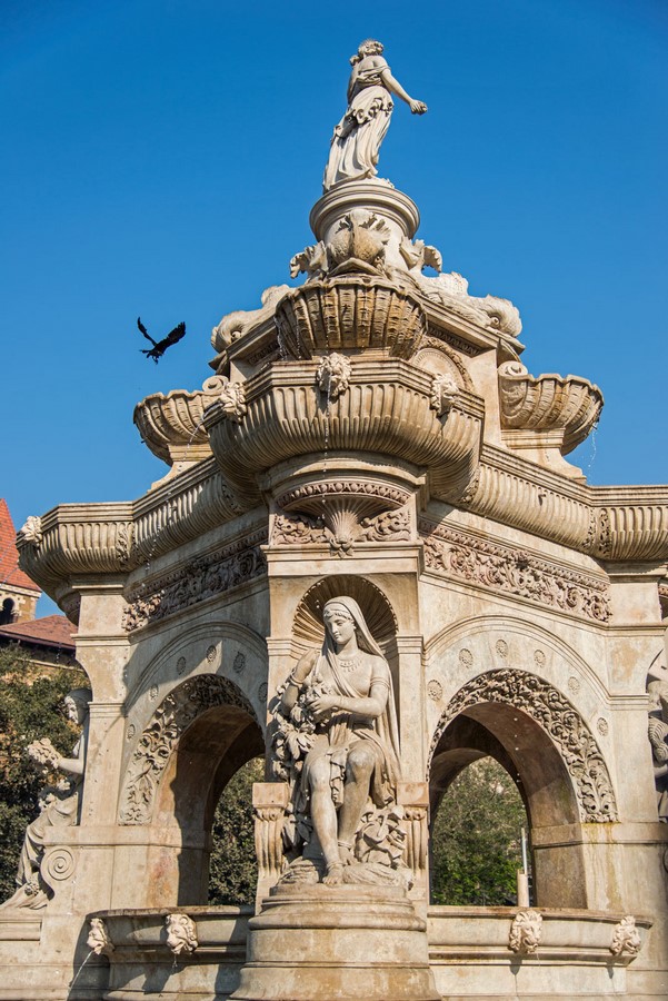 Architects and their views on heritage restoration - Sheet4
