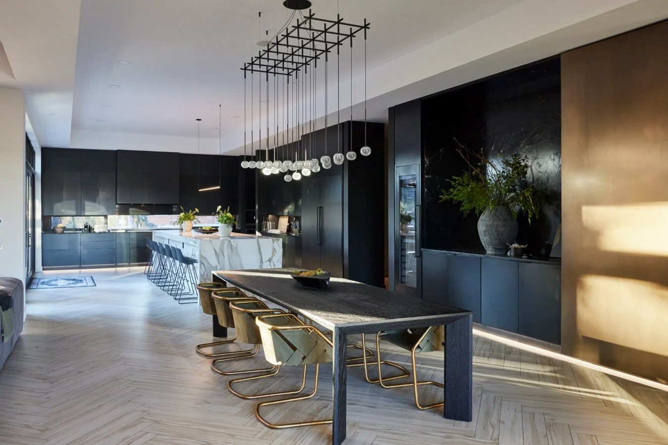An inside look at the houses owned by Connor McDavid - Sheet4