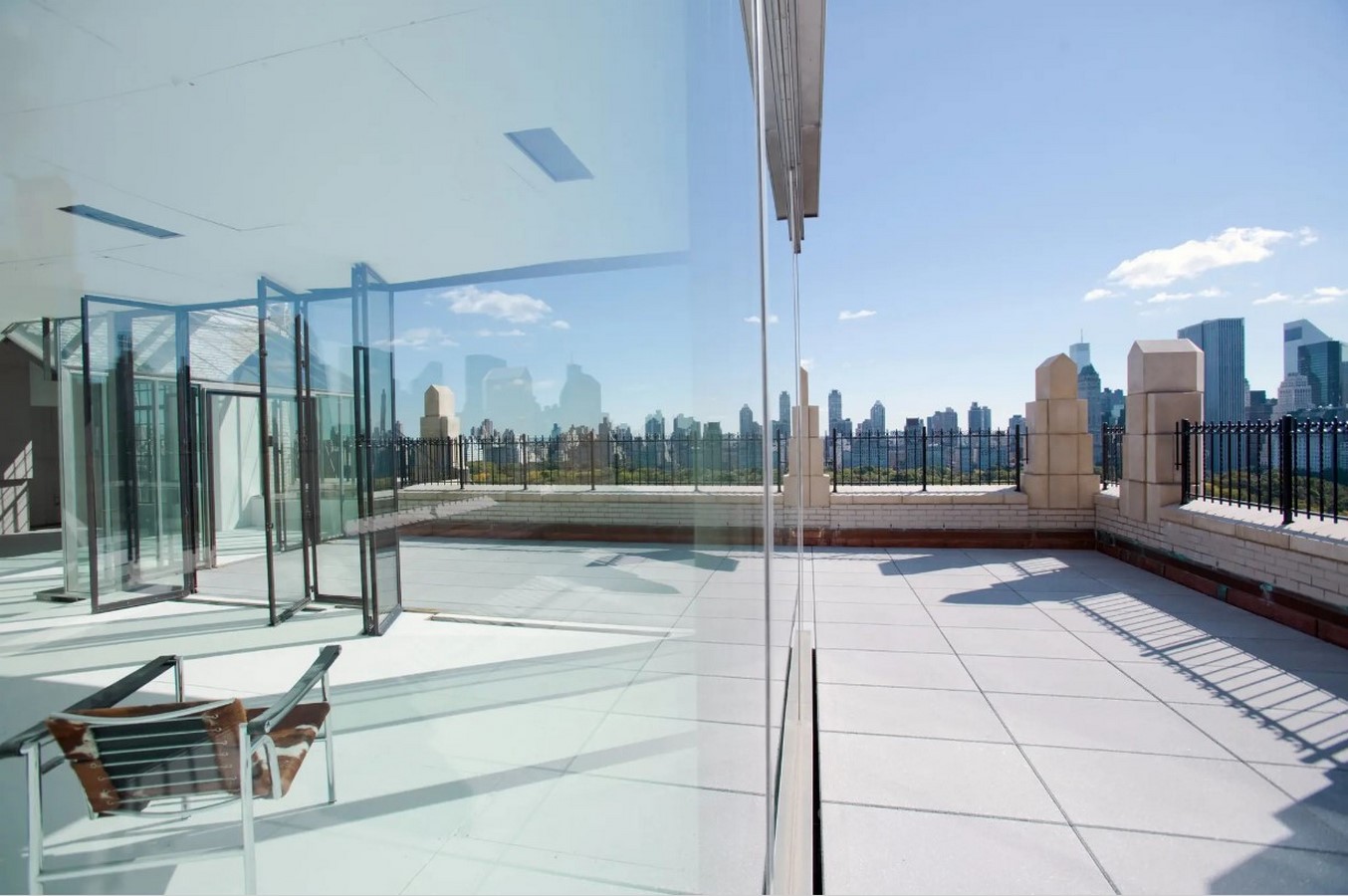 An inside look at the houses owned by Calvin Richard Klein - Sheet5