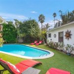 An inside look at the houses owned by Chris Pine - Sheet7