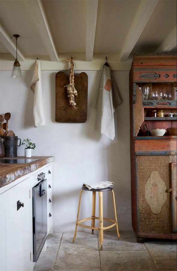 15 Storage Ideas for Small Spaces - Sheet9