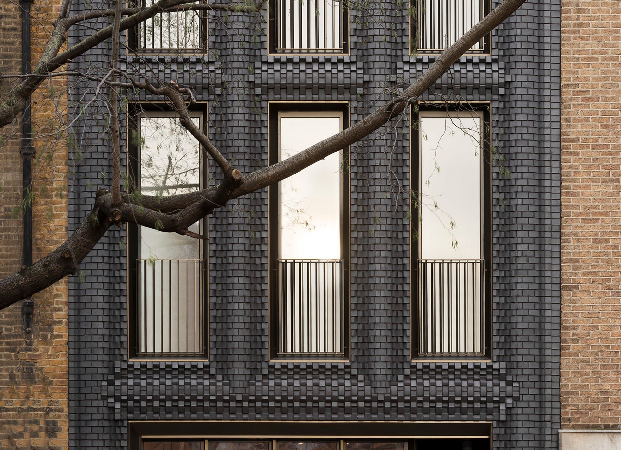 The Interlock_© Gilbert McCarragher