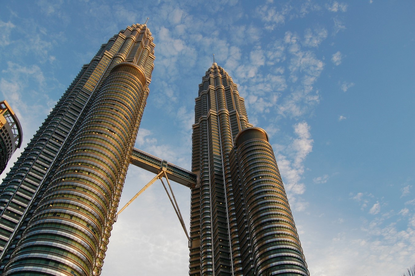 Overview of Petronas tower _© Arch daily