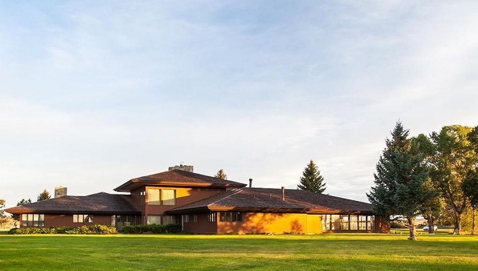 Broken O Ranch_©https://www.nobroker.in/blog/most-expensive-house-in-the-world/