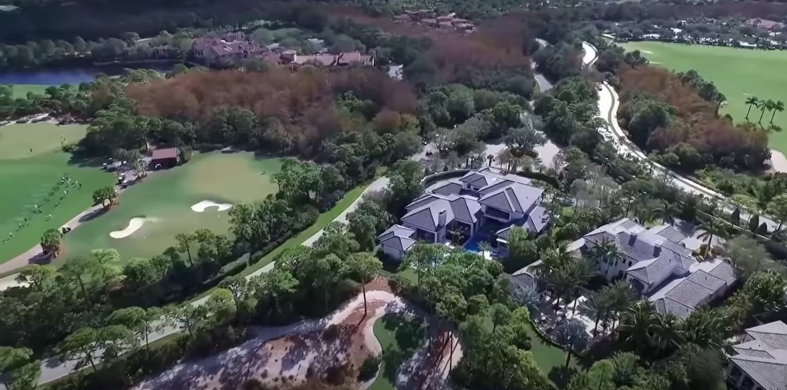 An inside look at all the houses owned by Michael Jordan - Sheet5