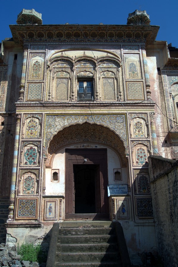 Detailed carvings of Kuthar Fort, Shimla_©Harvinder Chandigarh