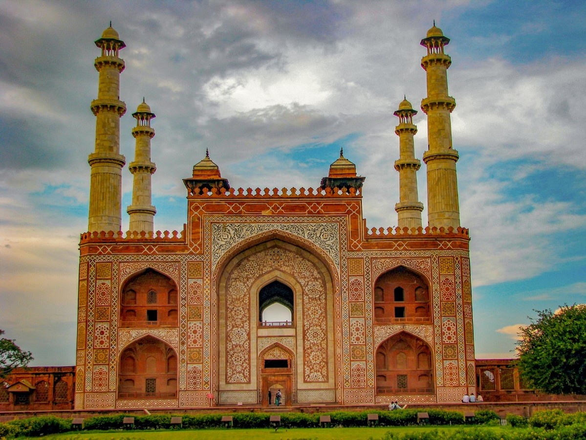 15 Places to Visit in Agra for Travelling Architect - Sheet10