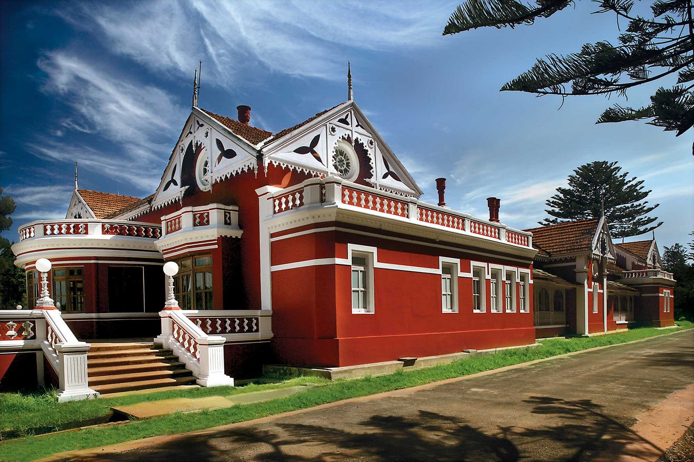15 Places to visit in Ooty for Travelling Architect - Sheet28