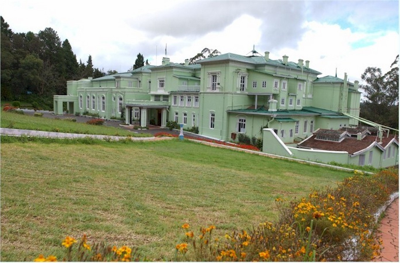 15 Places to visit in Ooty for Travelling Architect - Sheet29