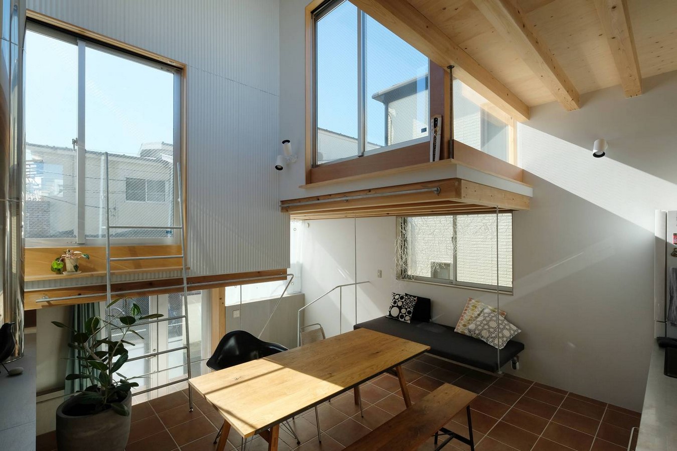 15 Japanese Small Houses That Are Beautifully Designed - Sheet233