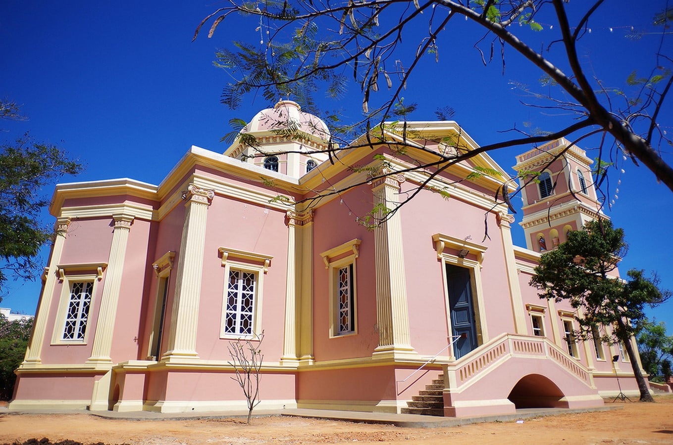 15 Places to Visit in Pondicherry for Travelling Architect- Sheet24
