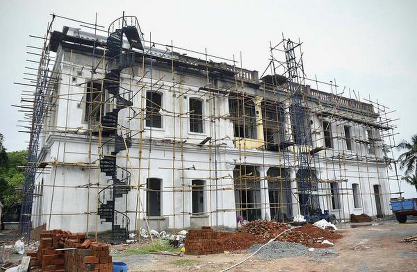 15 Places to Visit in Pondicherry for Travelling Architect- Sheet29