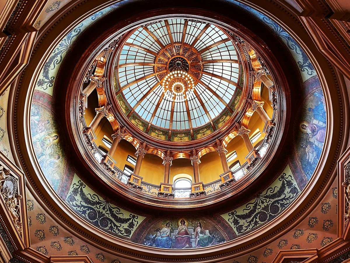 Kansas State Capitol Dome_©TravelAdvisor_hrobinson1114